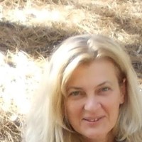 Violeta D.