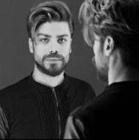 farhad naseri