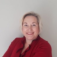 Raewyn Perry