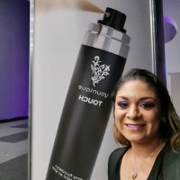 Younique Dani Veloz