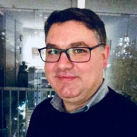 Daniel Campanhã - (Cirurgião Dentista) DDS MSc