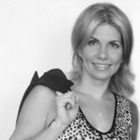 Marcela J Gargas