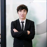 Robert Li