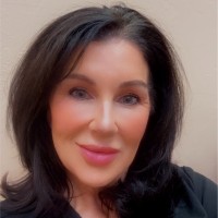 Traci Hamilton