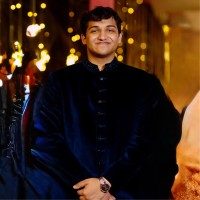 AKSHAT KAPOOR