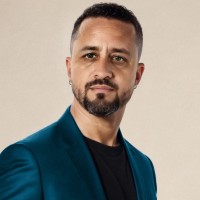 Héctor Menendez Designer de Rótulos e Produtos