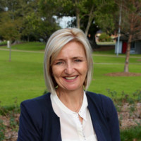 Kath Elliott, Gaicd.