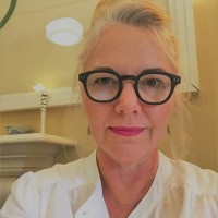 Shelley Nicholson