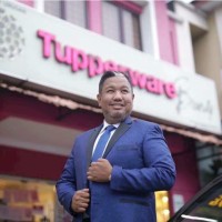 Pakcik Tupperware