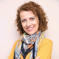 Claudia Meira