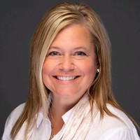 Traci Domier Arzt