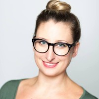 Tara Krystompol