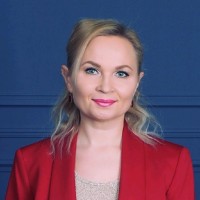 Natalia Corduneanu, Cams