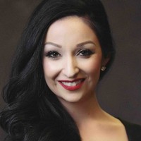 Alicia Lay