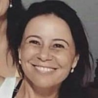 Flávia Aguiar