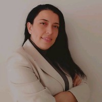 Esin Akar