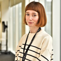 Dr Kat Lowe