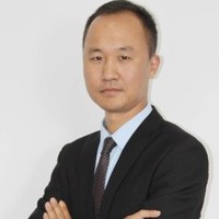 李新伟