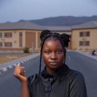 Elizabeth Akolo