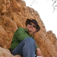 Daniel Kahn