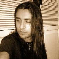 Mac León