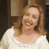 Silvia Helena de Toledo