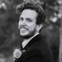 Angus Thomas