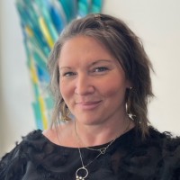 Libby Lundgren