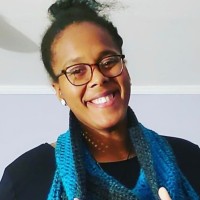 Aviona Gaines