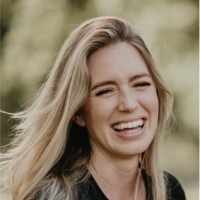 Lindsay Curry