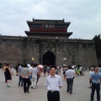刘中华
