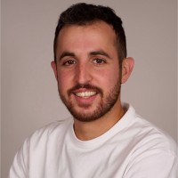 Almog Hakanzari
