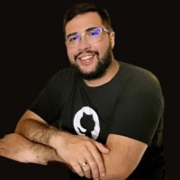 Caiê Leal