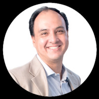 Luis Antonio Eguiarte Fabela