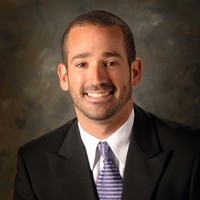 Luis Vela