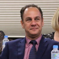 Valdir Oliveira