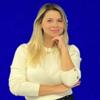Viviane Aparecida Aluisi Romano