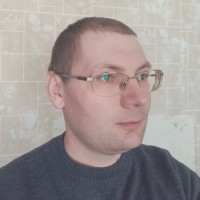 Александр Момотов