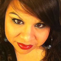 Andrea Flores