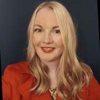 April Mackinnon