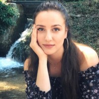 Elena Carlascio
