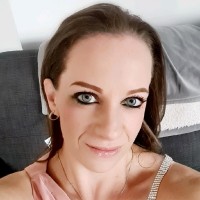 Lisa Deakin
