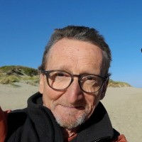 Simon Knowles