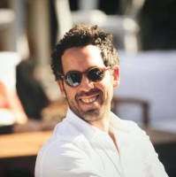 Jonathan Dayan