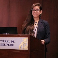 Angie Rosales Zegarra