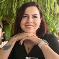 Özlem Güler