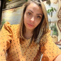 Laressa Oliveira c. Azevedo