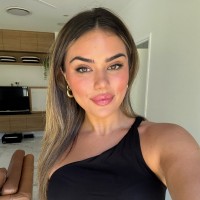 Ashleigh Cross