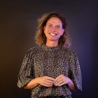 Elles Van Den Akker