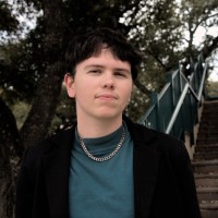 Eli Cline